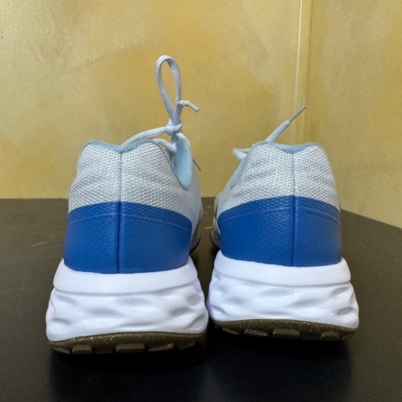 NIKE Running Shoes Mens Size 8.5 Revolution 6 Next Nature Pure platinum Thunder - Picture 3 of 9